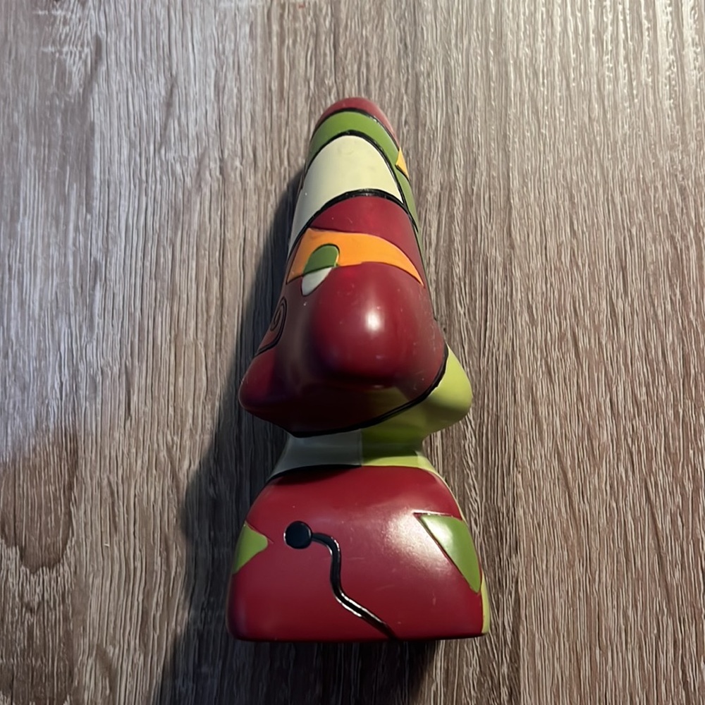 Picasso Nose -glasses holder